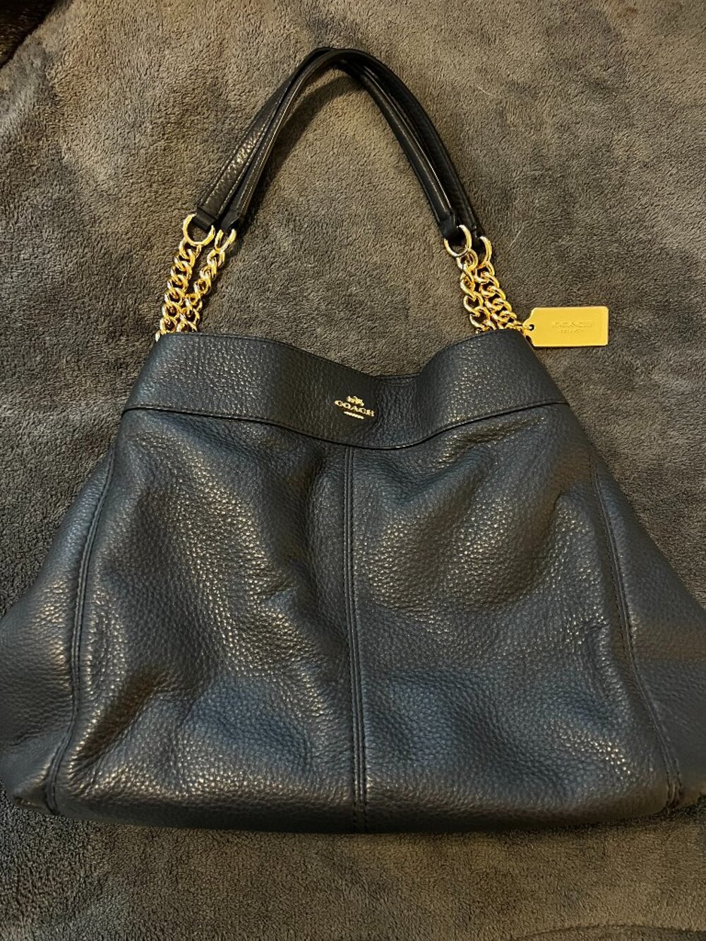 Vintage Coach Lexi Shoulder Bag 2017